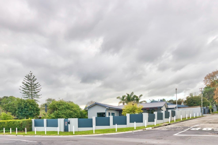 To Let 3 Bedroom Property for Rent in Kenridge Western Cape